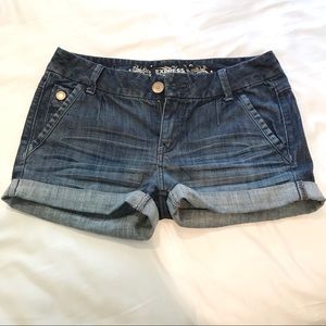 Express size 2 denim shorts